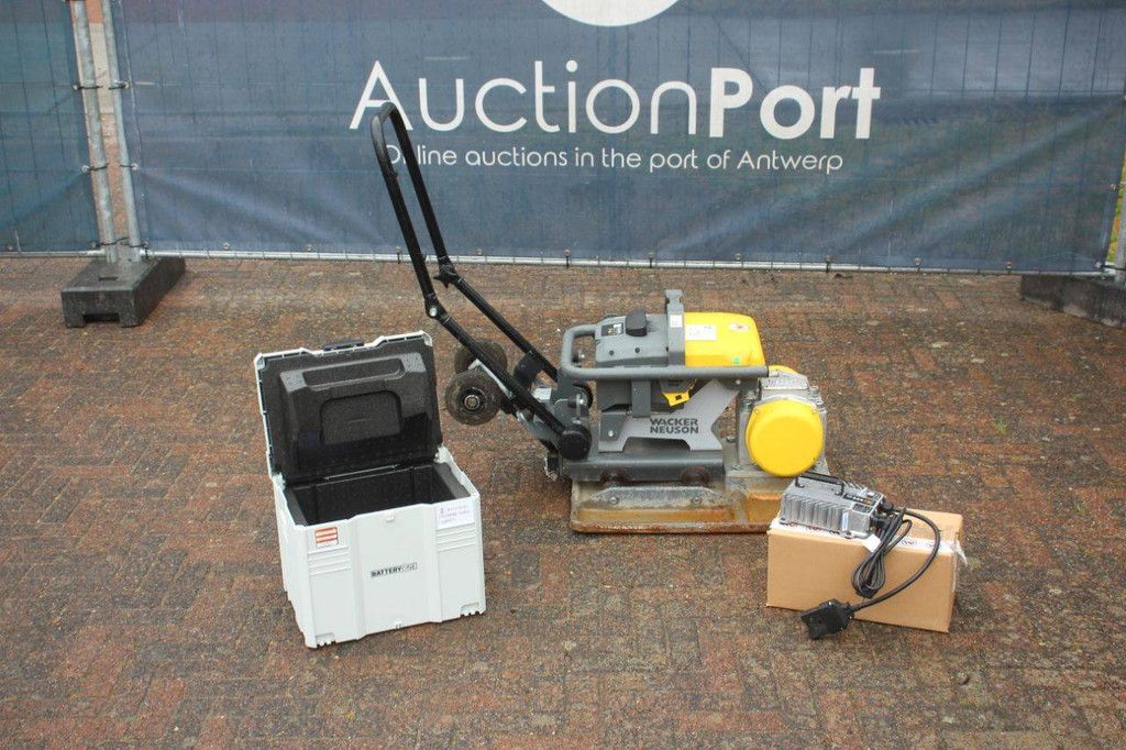 Trilplaat Wacker Neuson Vibroplate AP2560e Elektrisch 2019 Demo