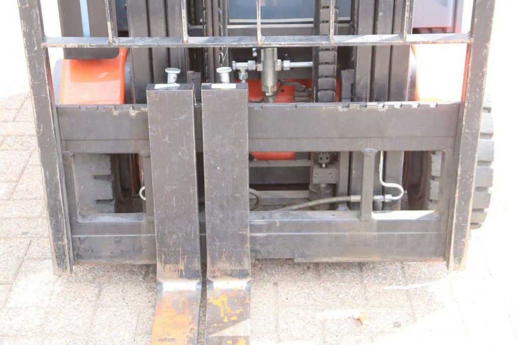 Toyota 7FBEST13 Electric Forklift 1250kg 4.7m 2017
