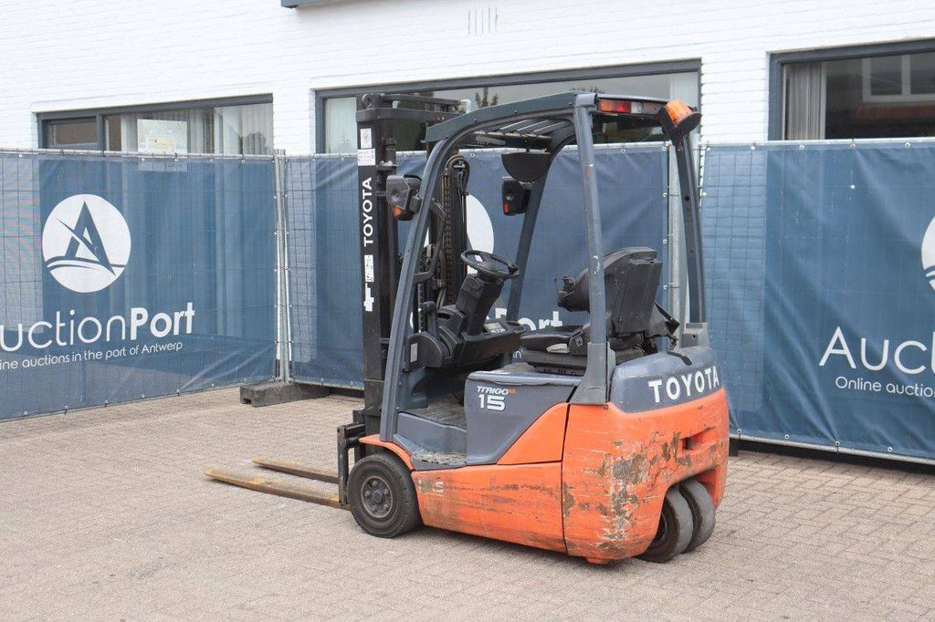 Toyota 8FBET15 Electric Forklift 1500kg 3.3m 2013