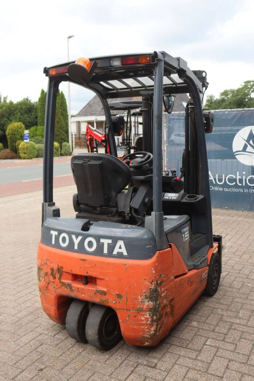 Toyota 8FBET15 Electric Forklift 1500kg 3.3m 2013