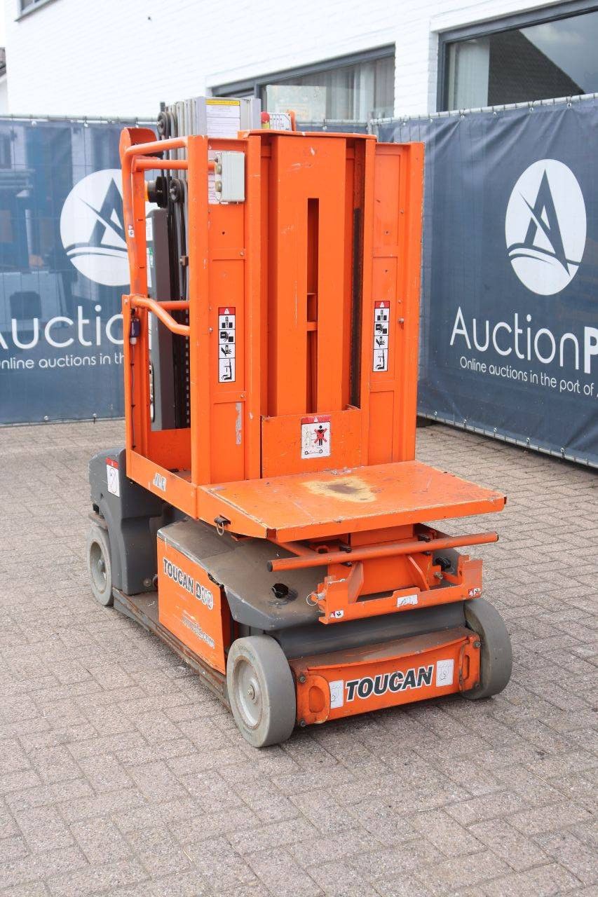 JLG Toucan Duo Elektrischer Mastlift 6 m 2016