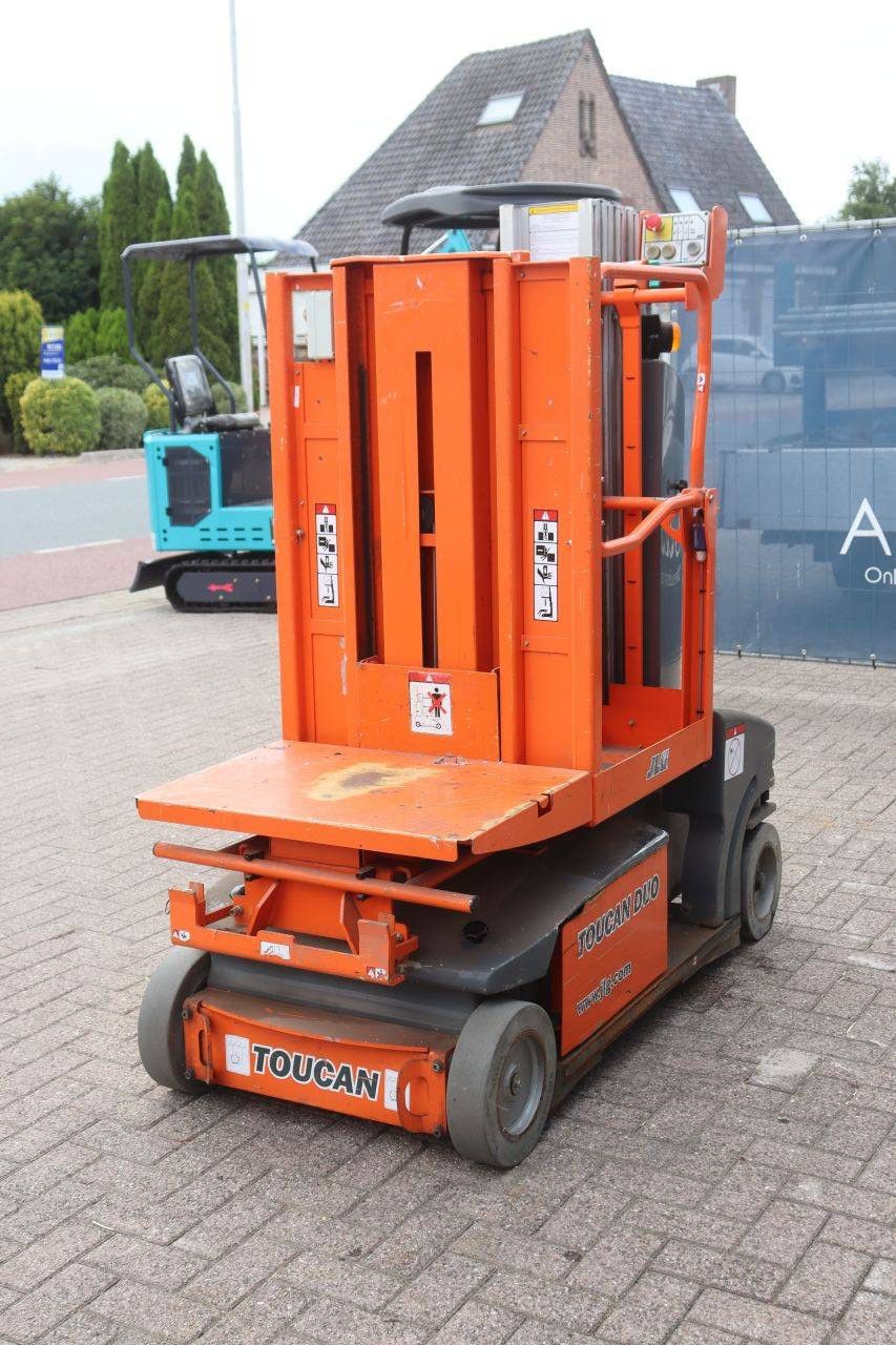 JLG Toucan Duo Elektrischer Mastlift 6 m 2016