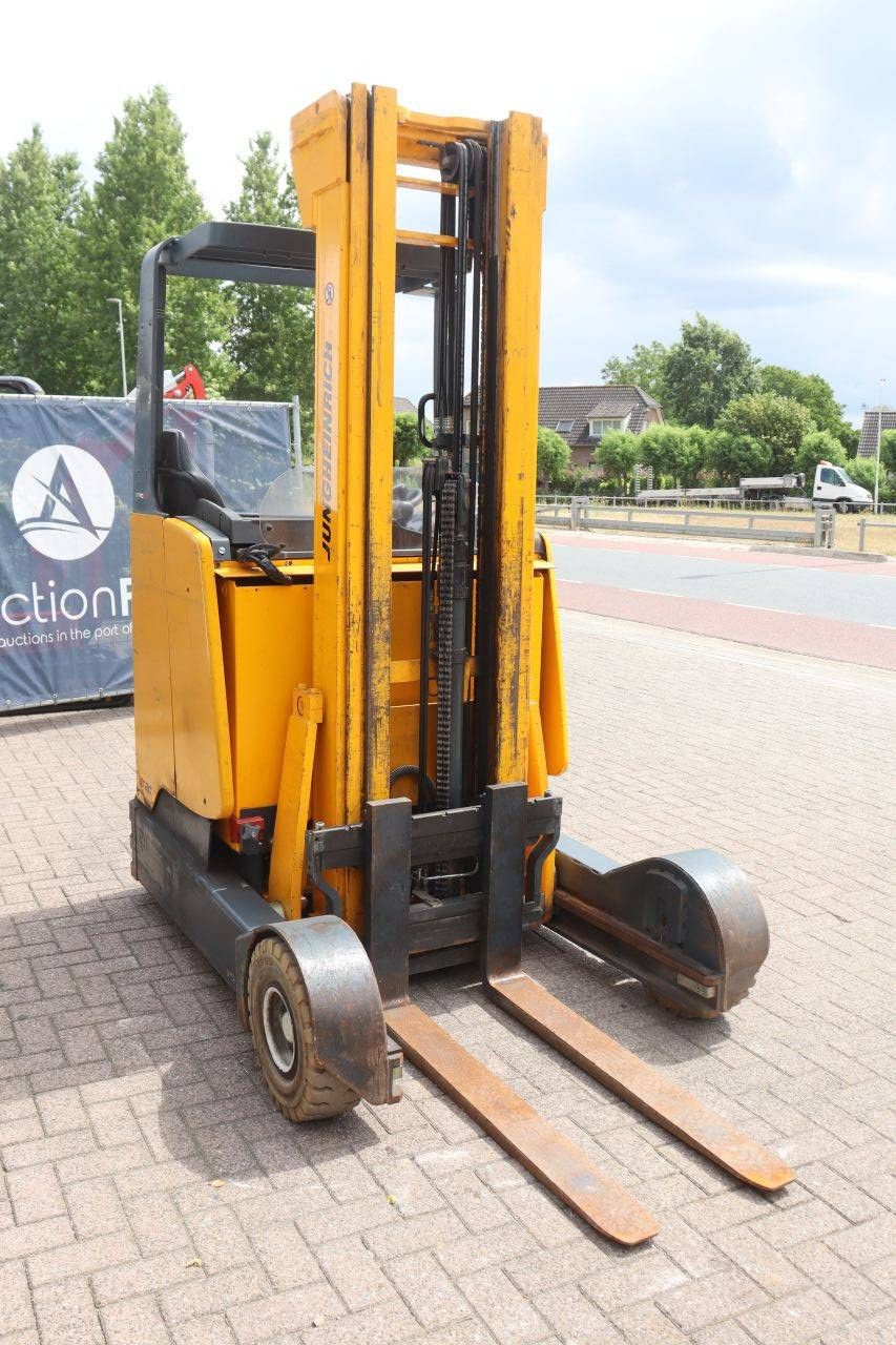Schubmaststapler Jungheinrich ETVC 16 Electric 1600 kg 5,9 m 2006