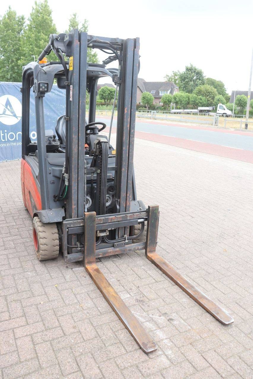 Linde E20L-02 Electric Forklift 2000kg 2015