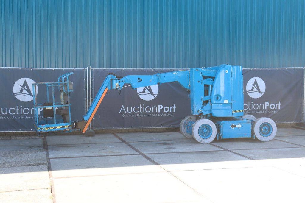 JLG E300AJP Electric Articulated Boom Lift 11m 2001