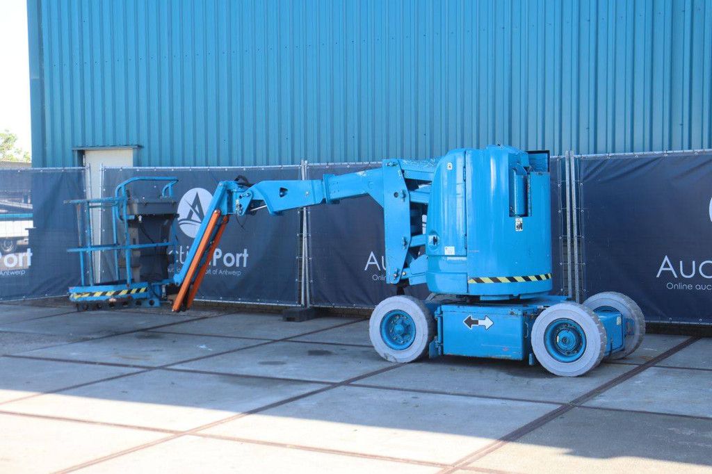 JLG E300AJP Electric Articulated Boom Lift 11m 2001