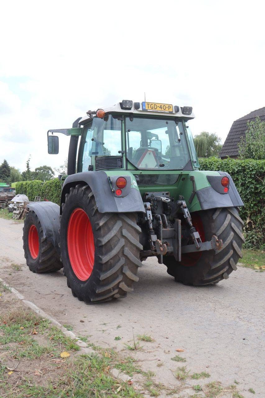 Tractor Fendt Farmer 411 Vario Diesel 2002