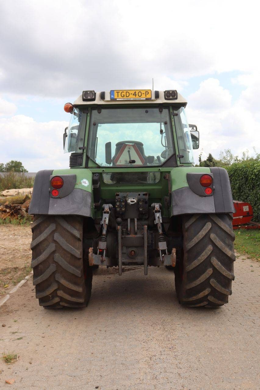 Tractor Fendt Farmer 411 Vario Diesel 2002