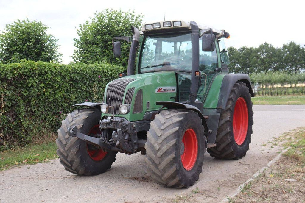 Tractor Fendt Farmer 411 Vario Diesel 2002