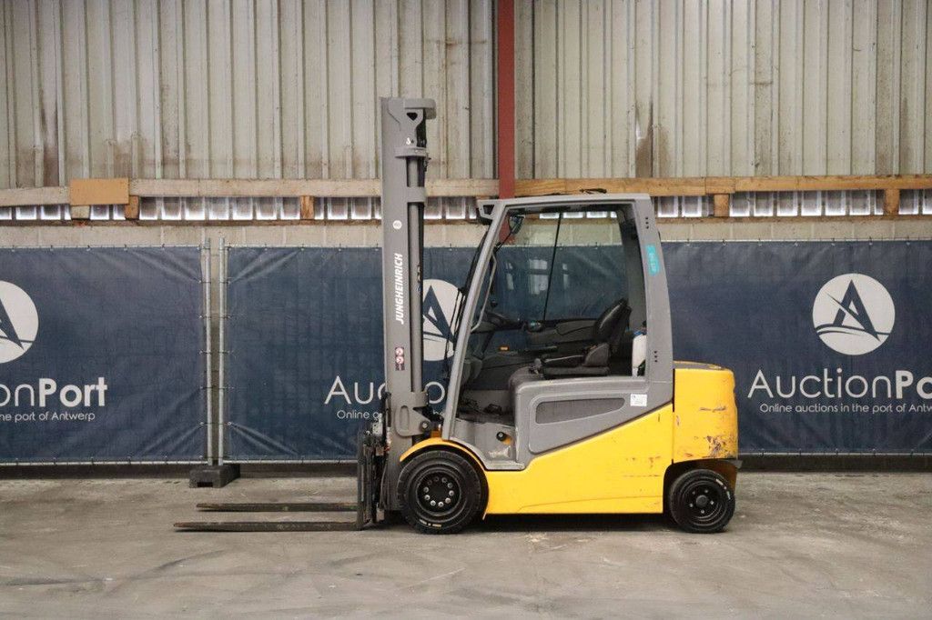 Heftruck Jungheinrich EFG S30 Elektrisch 3000kg 6.5m 2016