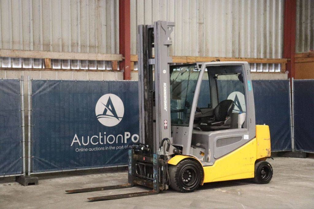 Heftruck Jungheinrich EFG S30 Elektrisch 3000kg 6.5m 2016