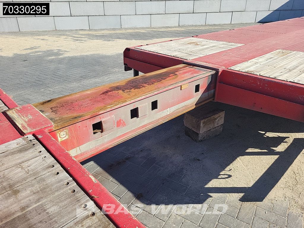Broshuis 4ASD-18-40/1 4 axles