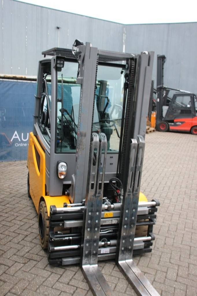 Heftruck Jungheinrich EFG S30 Elektrisch 3000kg 3.3m 2017