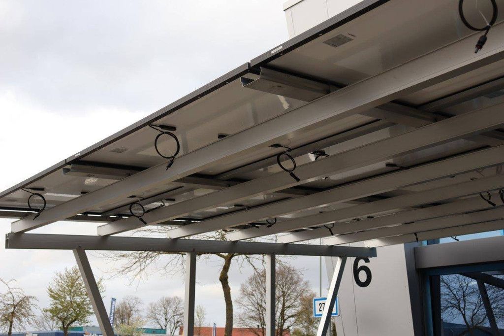 Neu: Carport mit Solaranlage für 2 Autos