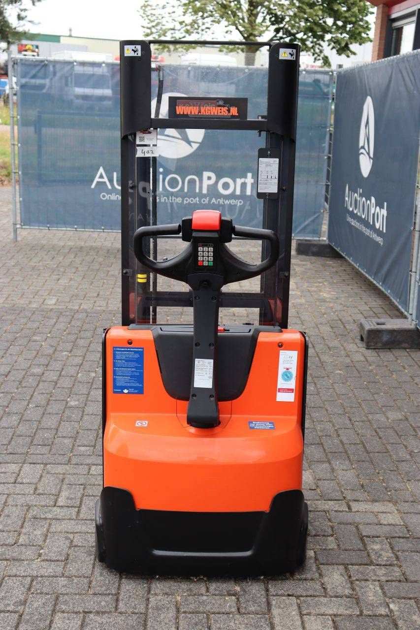 Stacker BT SWE140L Electric 1400kg 2.65m 2015