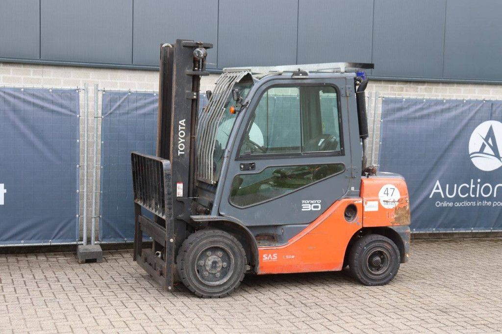Gabelstapler Toyota T02-8FDF30 Diesel 3000kg 3,7m 2020