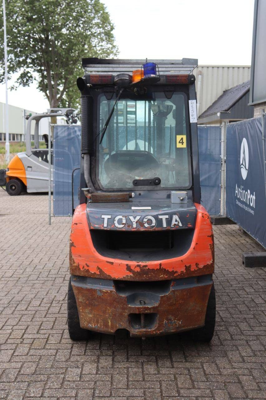 Gabelstapler Toyota T02-8FDF30 Diesel 3000kg 3,7m 2020