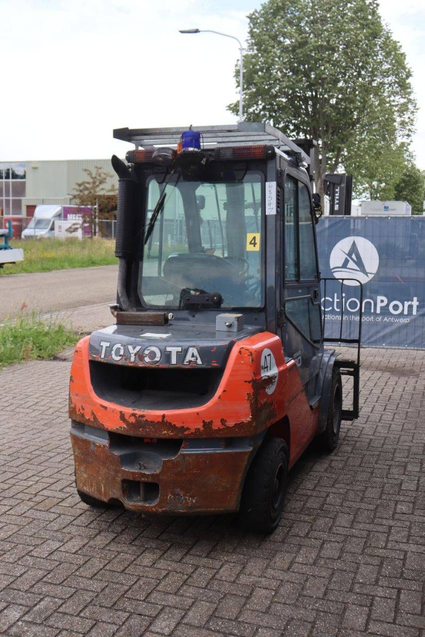 Gabelstapler Toyota T02-8FDF30 Diesel 3000kg 3,7m 2020