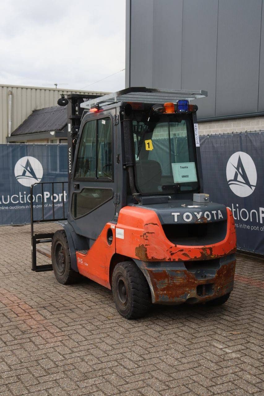 Gabelstapler Toyota 02-8FDF30 Diesel 3000kg 3,7m 2020