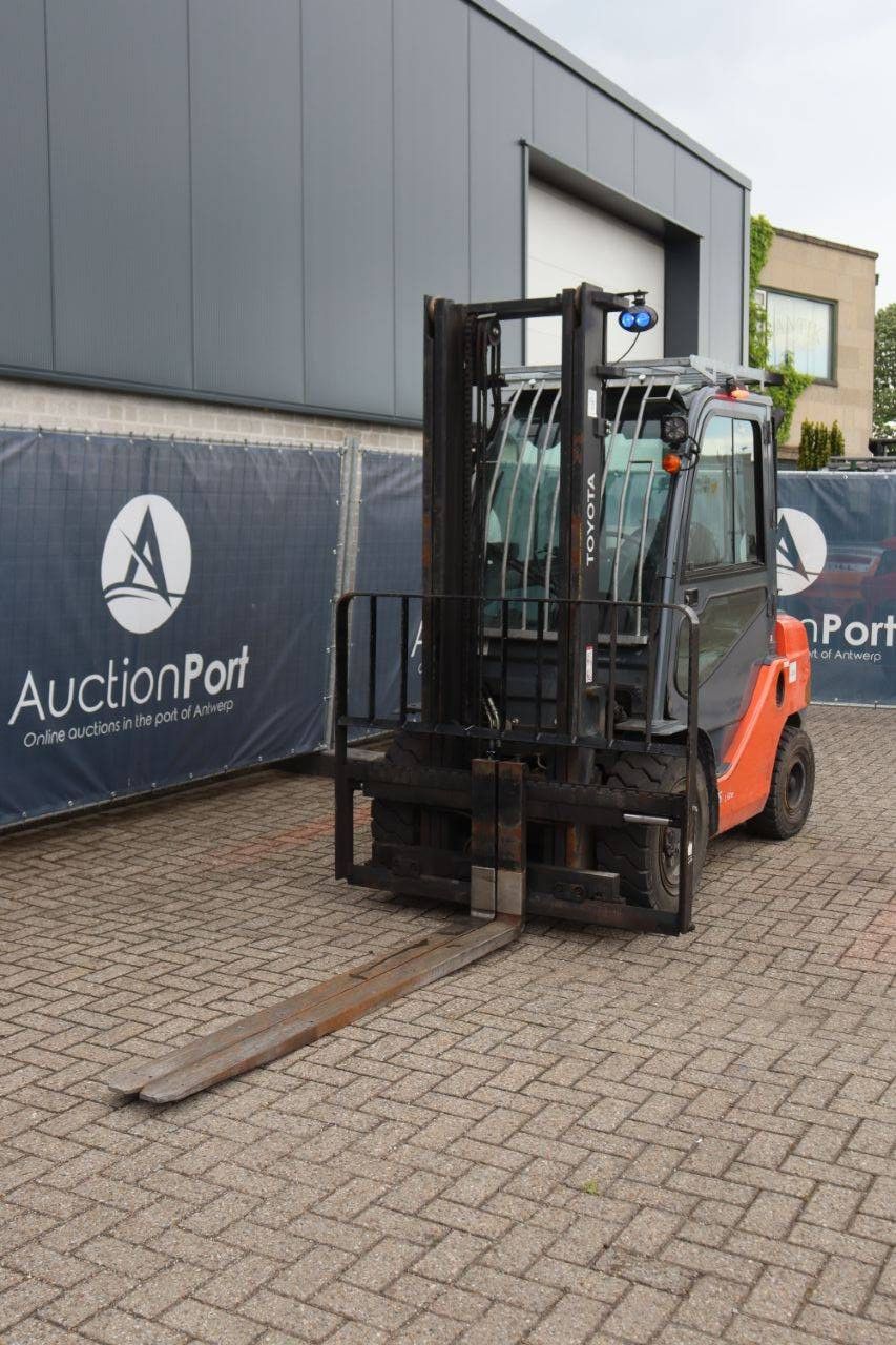Gabelstapler Toyota 02-8FDF30 Diesel 3000kg 3,7m 2020