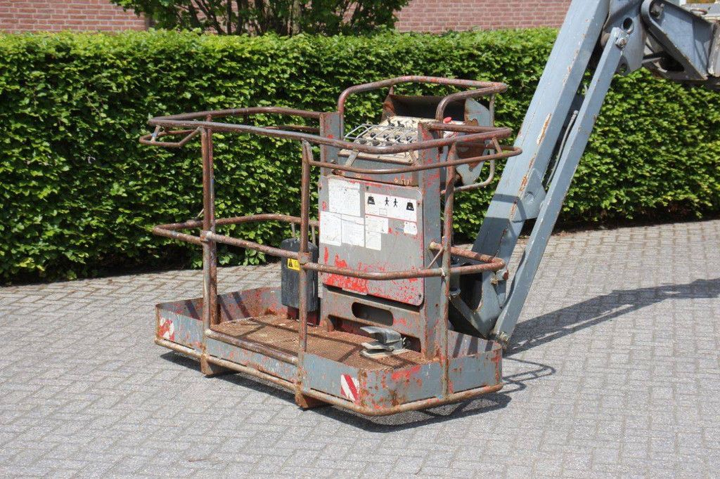 Teleskop-Arbeitsbühne Aichi/Metz SP18AJ Diesel 18,2 m 2005