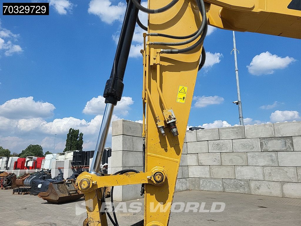 Caterpillar 318 E