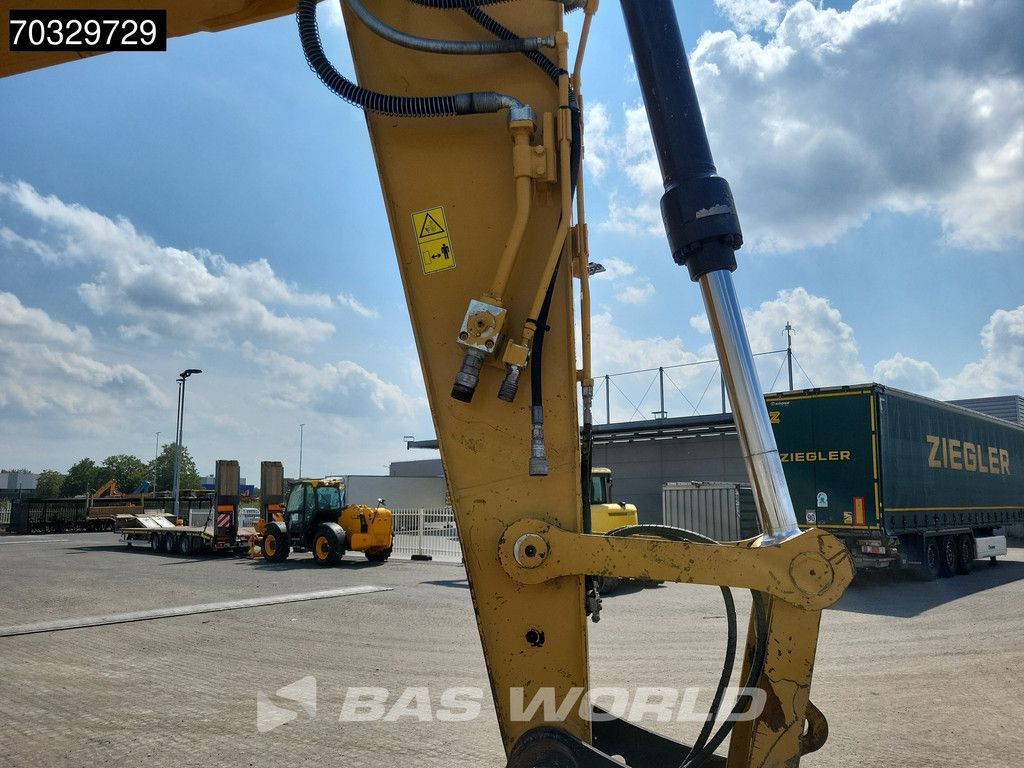 Caterpillar 318 E