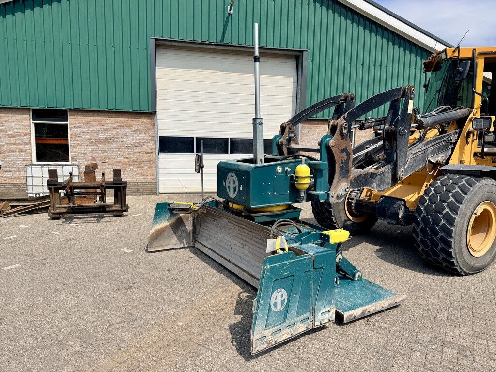 AP Leveller L3D 2850 TT
