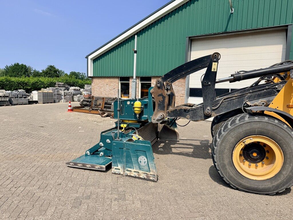 AP Leveller L3D 2850 TT