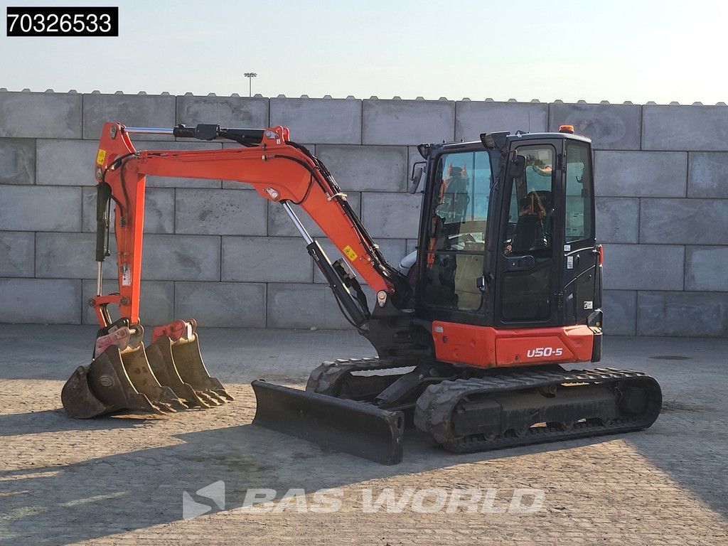 Kubota U50 -5 A/C - 3 Buckets