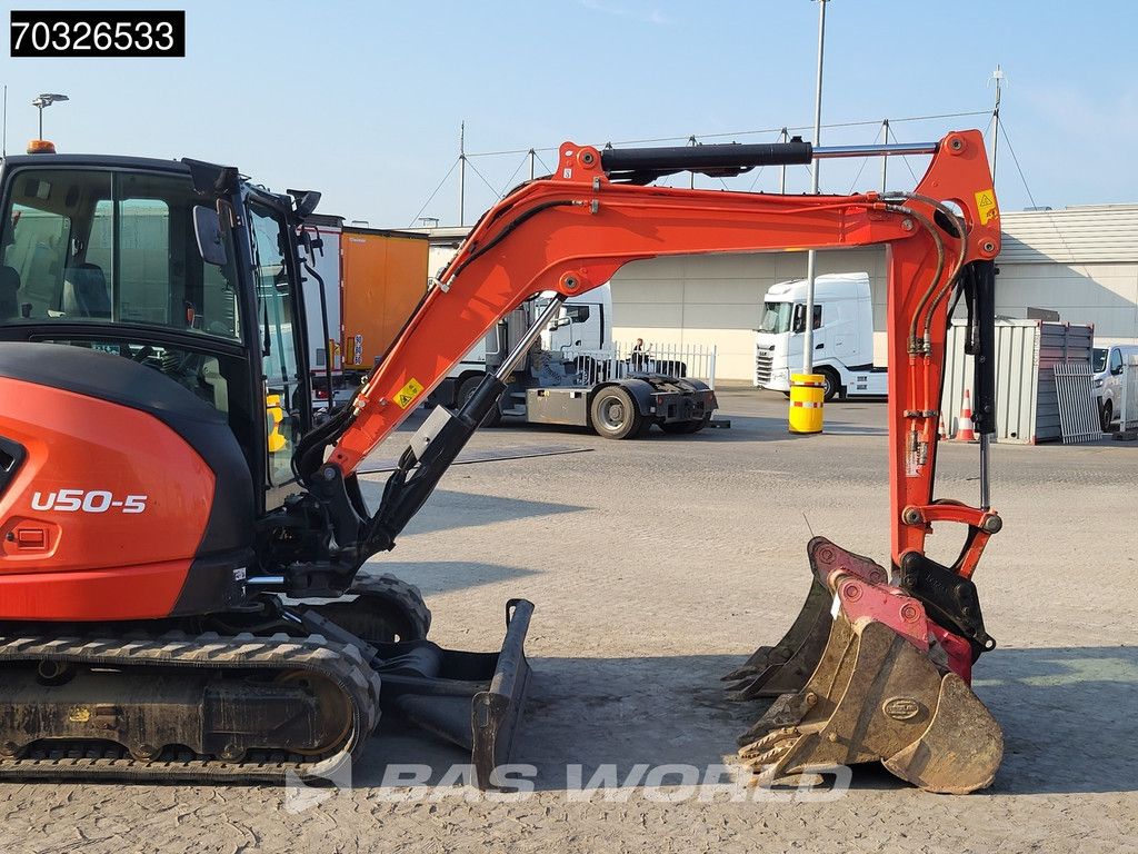 Kubota U50 -5 A/C - 3 Buckets