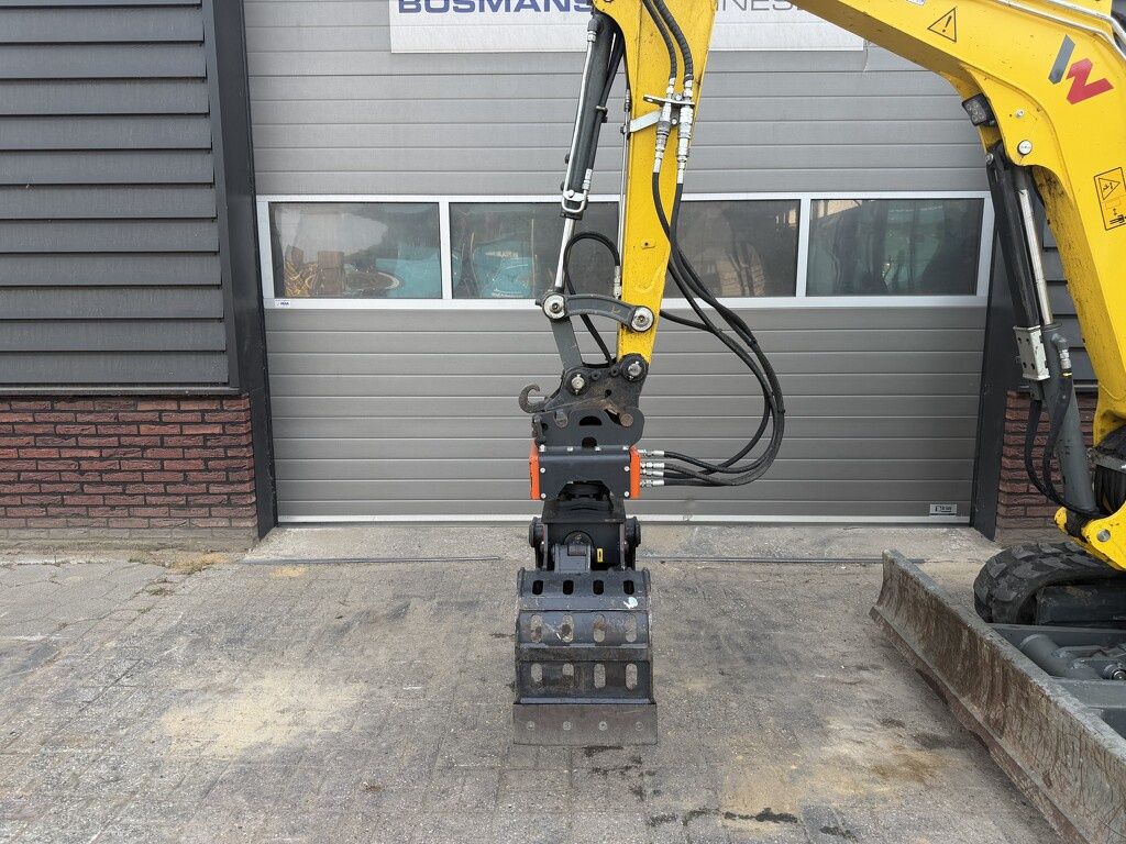 Cangini PF 150 sloop sorteer grijper gebruikt BJ 2025 1.5 - 3 T
