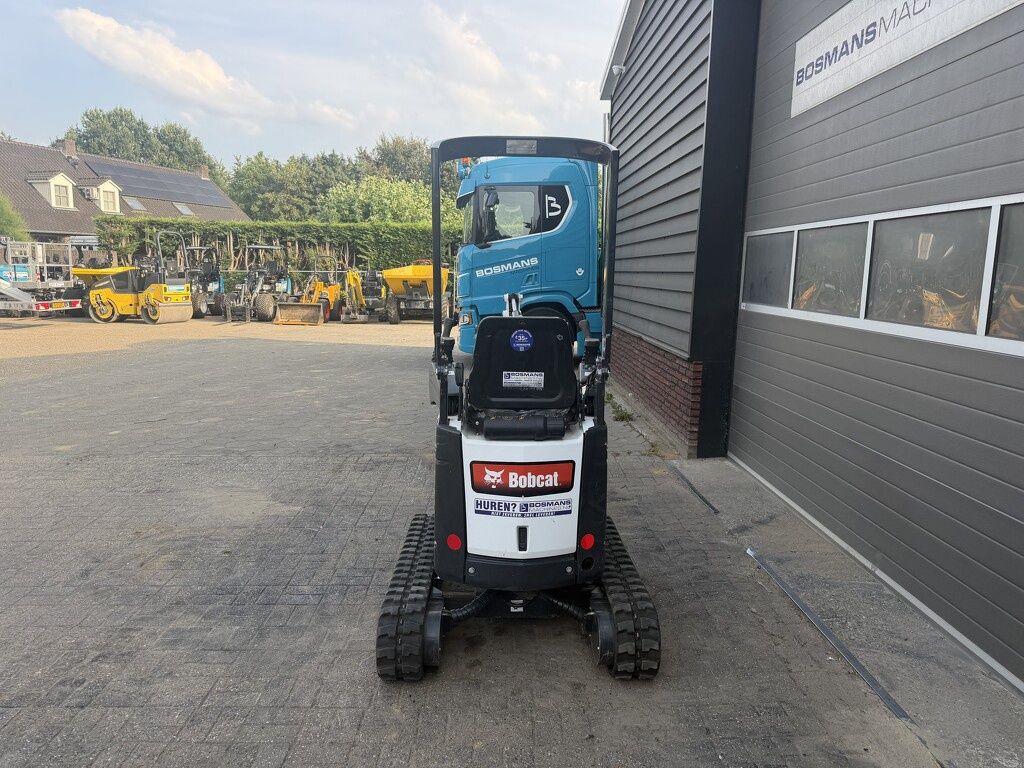 Bobcat E10 z minigraver 2026 - 120 uur €290 LEASE