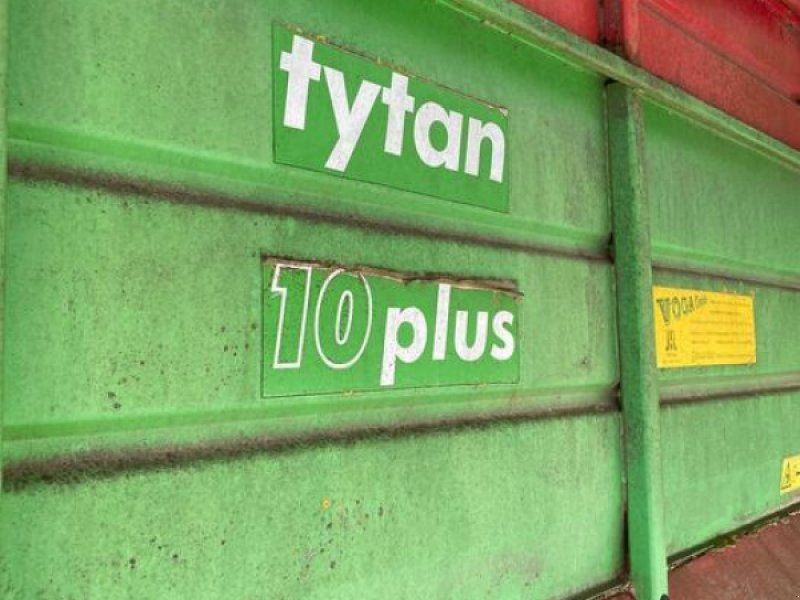 Miststreuer Titan 10 Plus
