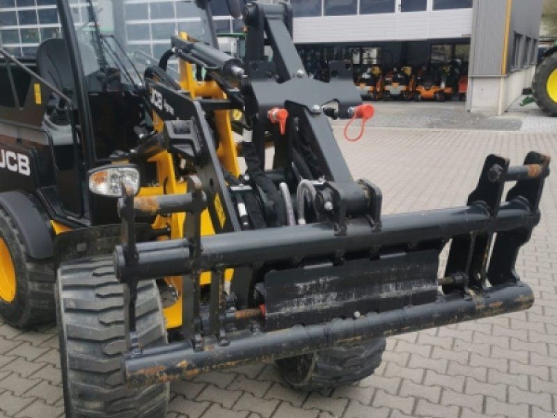JCB 403