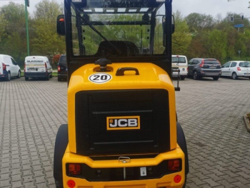 JCB 403