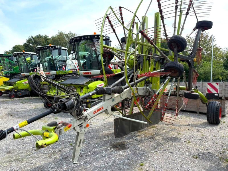 Claas LINER 2800