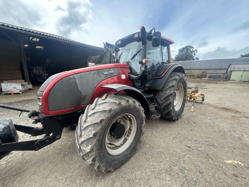 Valtra T151
