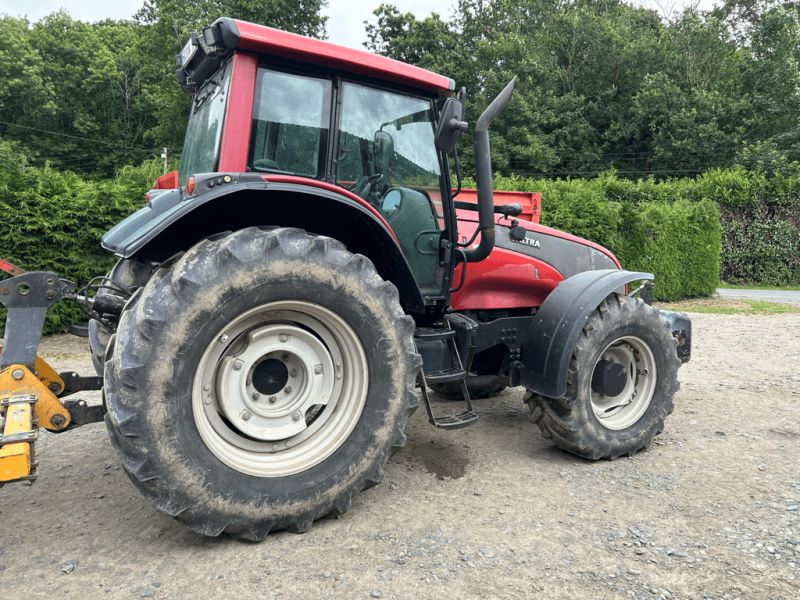 Valtra T151