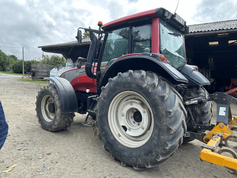 Valtra T151