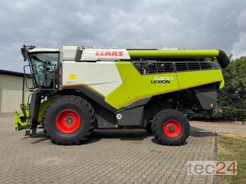 Claas Lexion 5400 mit Schneidwerk