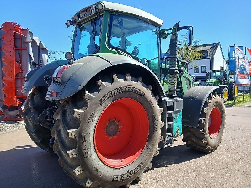 Fendt 826