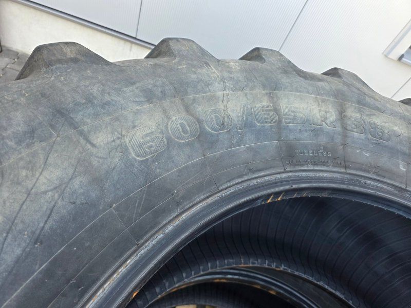 Firestone 600/65 R38
