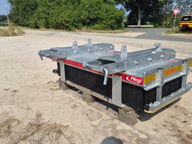 Fliegl Kehrbesen Löwe 1,50m KEBFLI150005