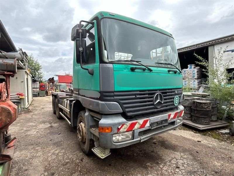 Mercedes-Benz Actros 952.16