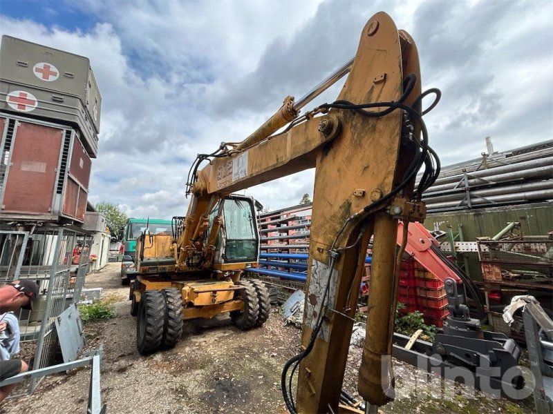 Liebherr A 902 Litronic