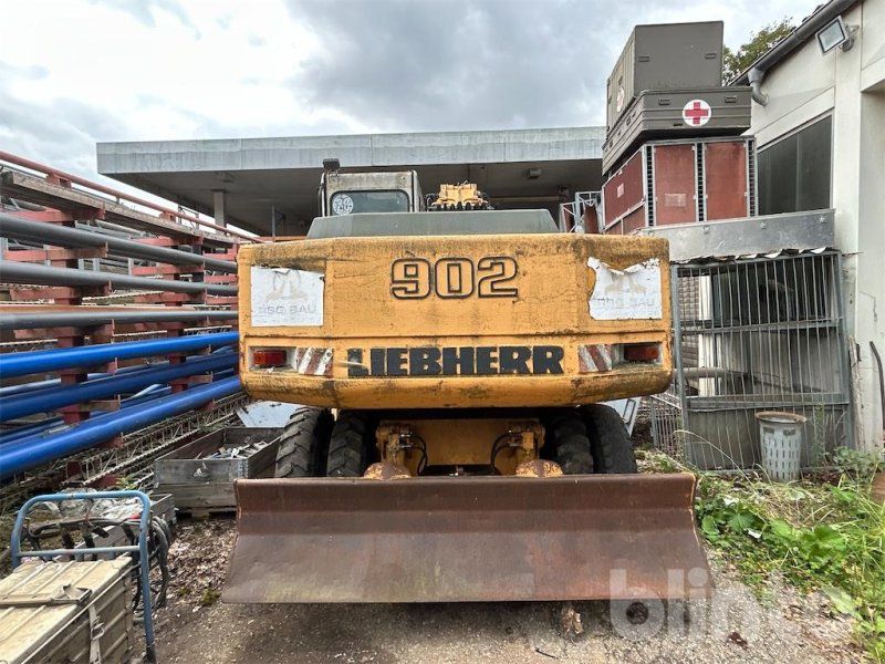 Liebherr A 902 Litronic
