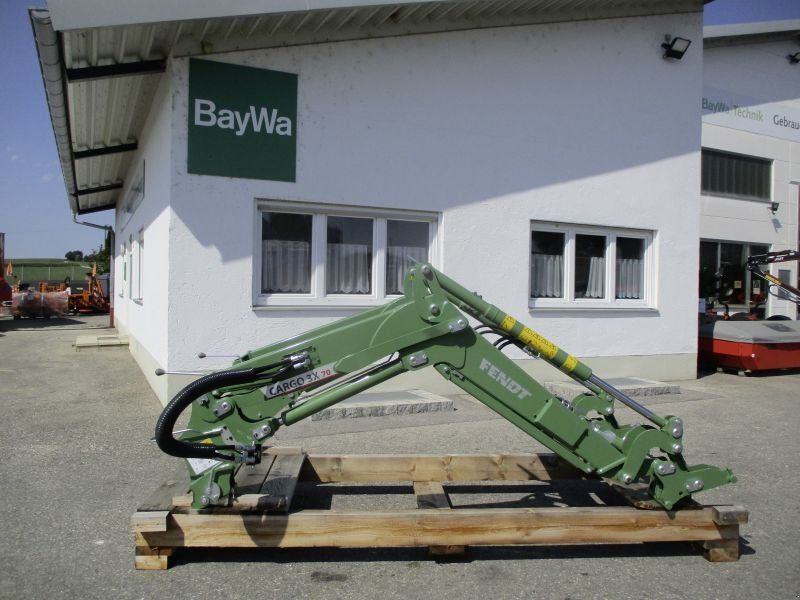 Fendt Frontlader CARGO 3X70 #818
