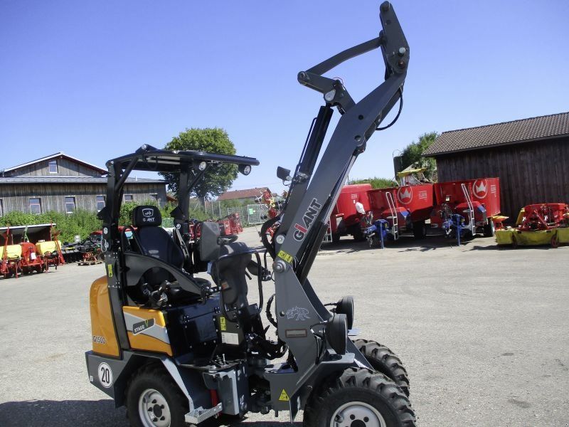 Giant G1500 #886