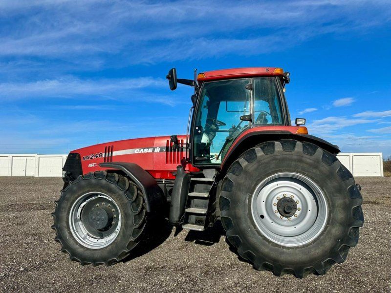 Case IH MX240 Magnum